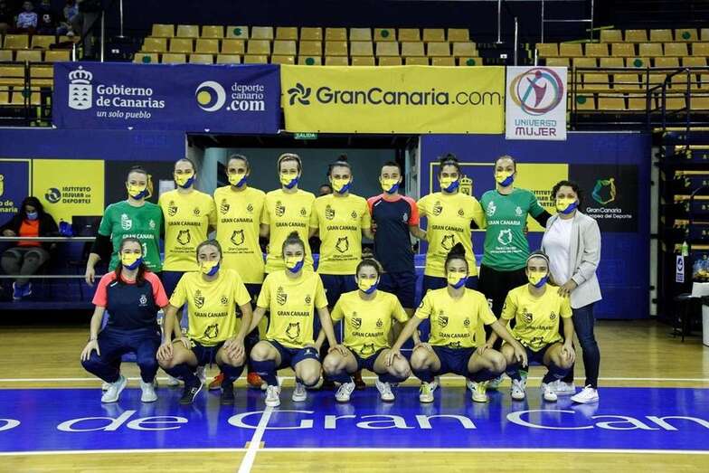 El primer equipo así como el cuerpo técnico y tres jugadoras del filial estarán diez días en cuarentena (Foto TA)